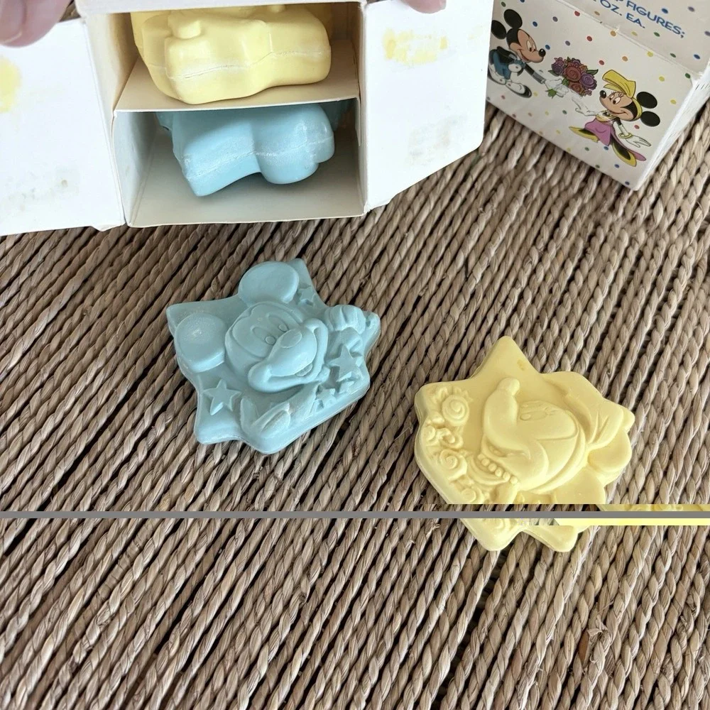 Vintage Avon 1989 Disney Soaps‎ Mickey Minnie Lot of 2 boxes 4 bars